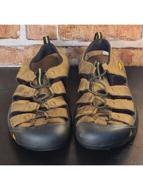Keen Newport Leather Sandals Mens Sz 11 Brown Waterproof Hiking Camping Outdoors